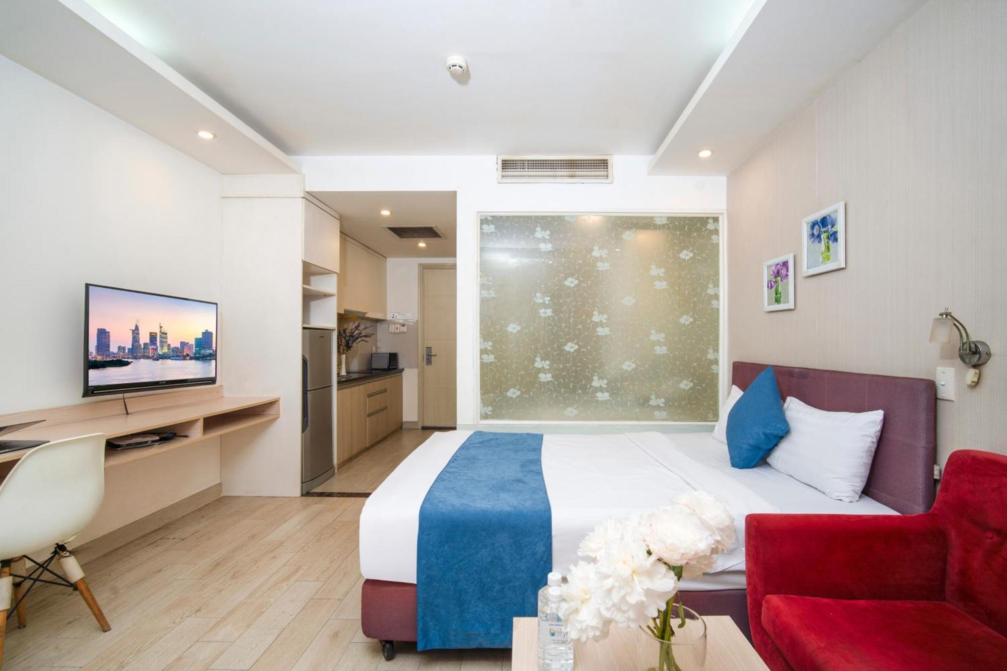 Khách sạn hẻo lánh Nam Sài Gòn